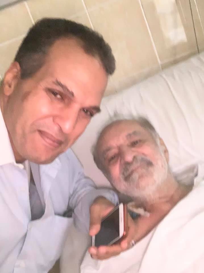 أحمد الجعفرى يلتقط صورة مع الشاعر السورى الكبير فؤاد بركات