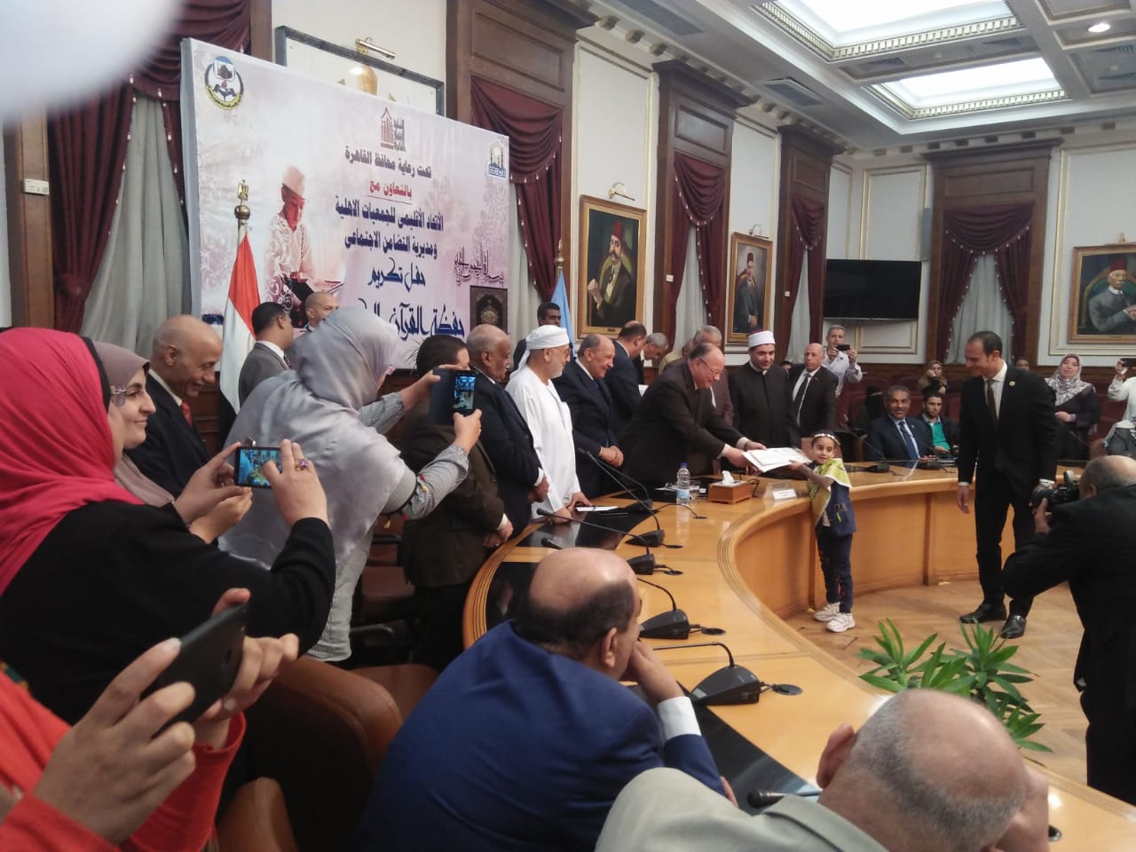 تكريم اوائل المسابقة الدينية بالقاهرة (3)