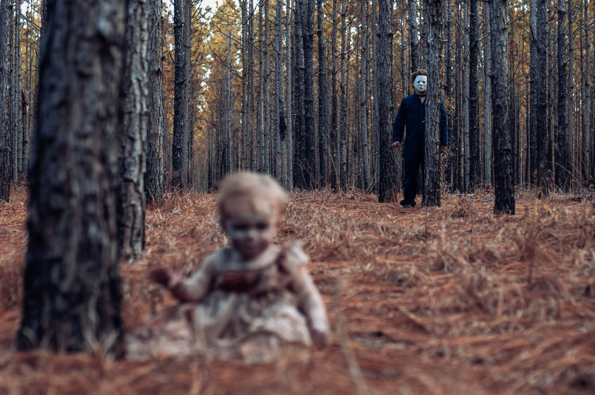 Папа дочки страшно. Фотосессия в стиле ужасов. Малыши. В лесу.