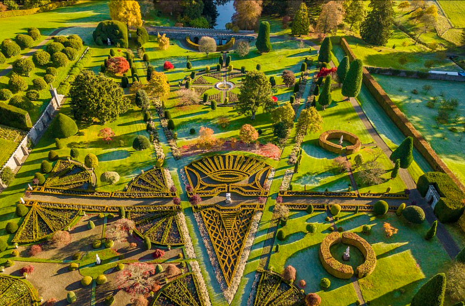 حدائق دراموند باسكتلندا