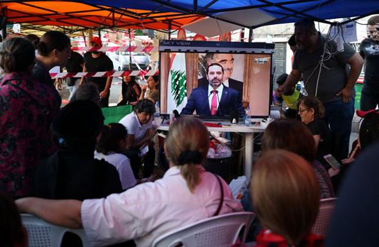 2019-10-29T144546Z_786862065_RC12D8D505F0_RTRMADP_3_LEBANON-PROTESTS-RESIGNATION