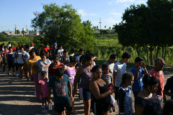 مئات المهاجرات فى المكسيك