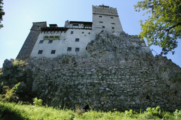قلعة بيران الشهير بالدراكولا