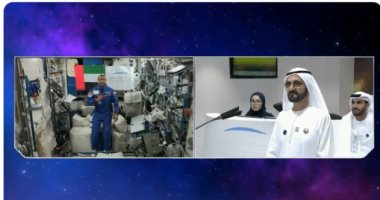 محمد بن راشد وبث مباشر مع هزاع المنصوري داخل محطة الفضاء الدولية