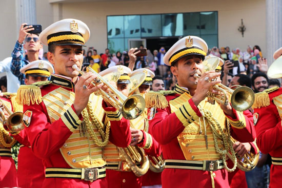 الموسيقات العسكرية تشارك فى احتفال جامعة مصر للعلوم والتكنولوجيا بانتصار أكتوبر  (8)
