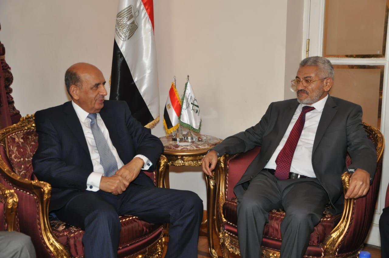 رئيس مجلس الدولة يستقبل رئيس المحكمة العليا باليمن (2)