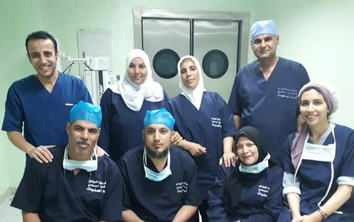 فريق الجراحة والتخدير والتمريض