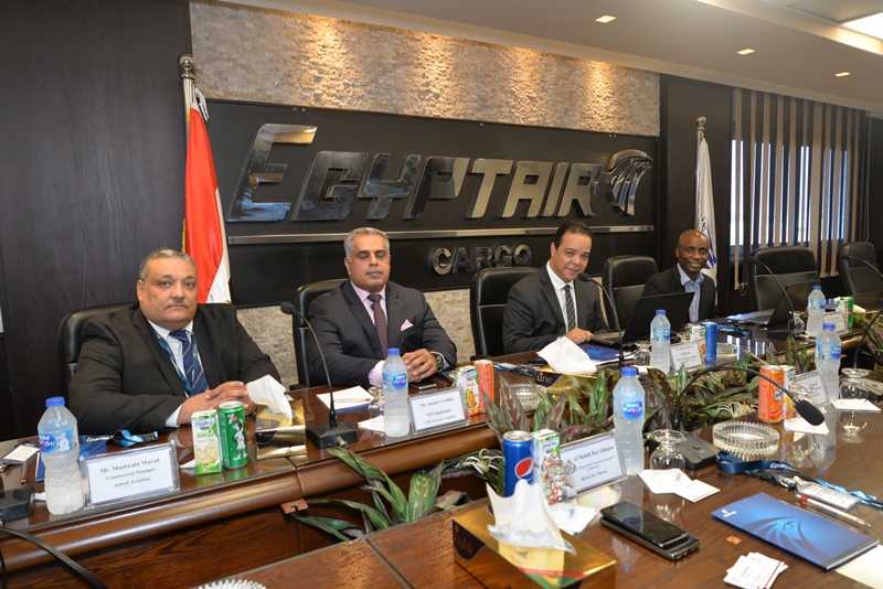 مصرللطيران تستضيف إجتماع لجنة الشحن الجوي بإتحاد شركات الطيران (3)