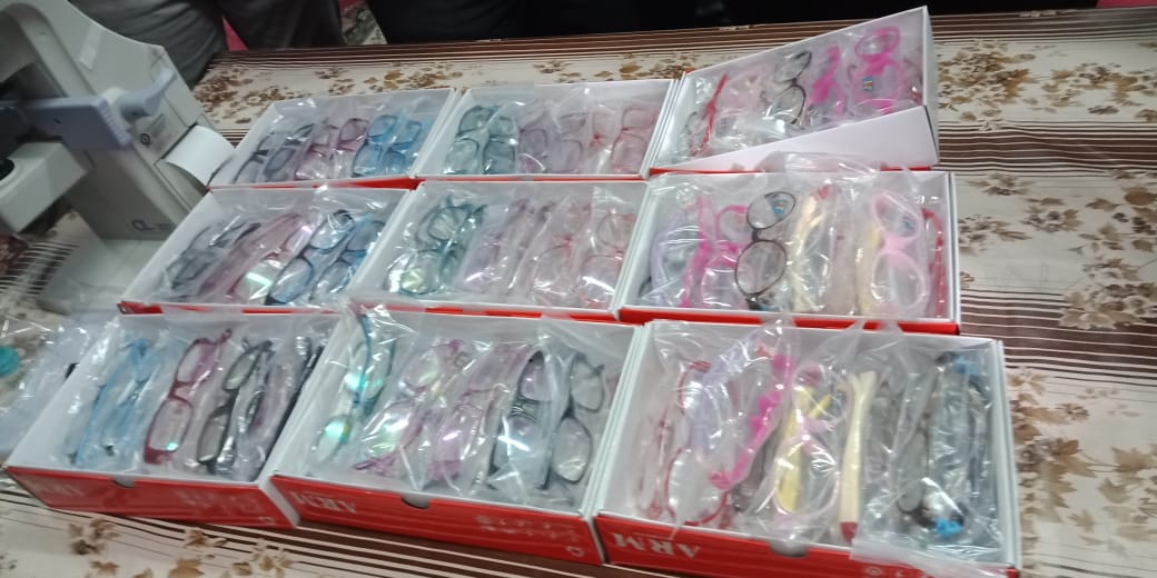 النظارات الطبية المسلمة للطلاب بمبادرة نور حياة