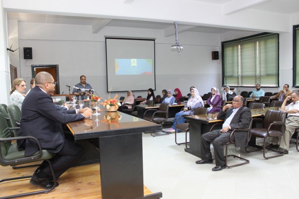جامعة أسيوط تنظم ورشة عمل متخصصة لبنك المعرفة المصري (4)