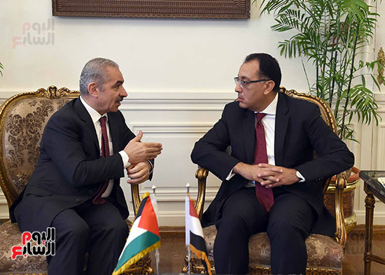 جلسة المباحثات الثنائية بين رئيس الوزراء ونظيره الفلسطينى (1)