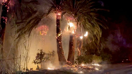 النيران تنتشر فى غابات كاليفورنيا