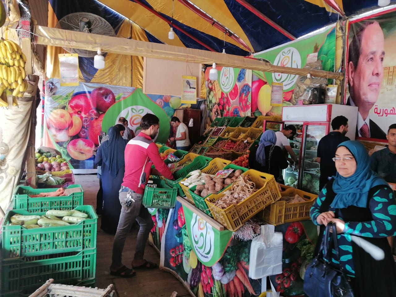 سوق الخضر والفاكهة بالغربية (2)