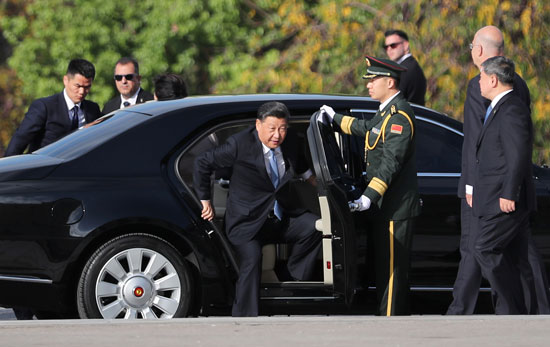 الرئيس-الصينى-يصل-إلى-قصر-الرئاسة-فى-أثينا