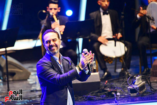 وائل جسار يتفاعل مع جمهور مهرجان الموسيقى العربية