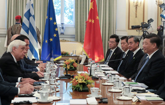 جانب-من-جلسة-المباحثات-بين-الرئيسين-الصينى-واليونانى