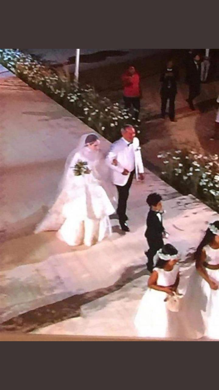 رجل الأعمال سميح ساويرس يحتفل بزفاف ابنته تايا
