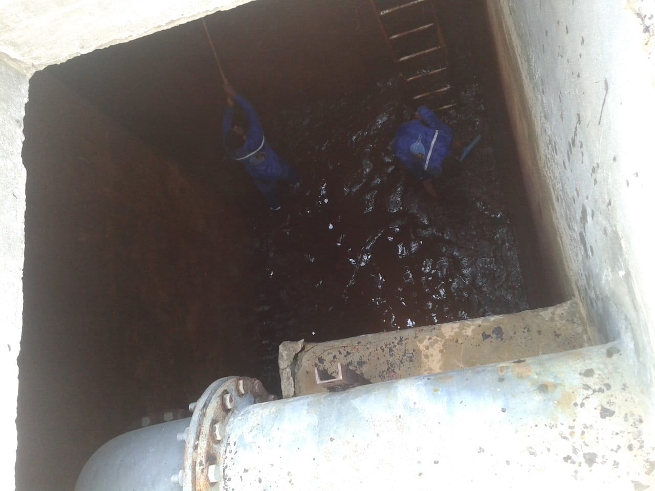 غسيل وتطهير محطة مياه الرضوانية (5)
