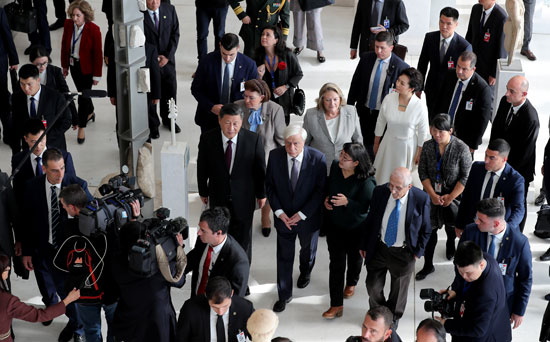 الرئيس-اليونانى-يصطحب-نظيره-الصينى-فى-زيارة-لمتحف-أكروبوليس