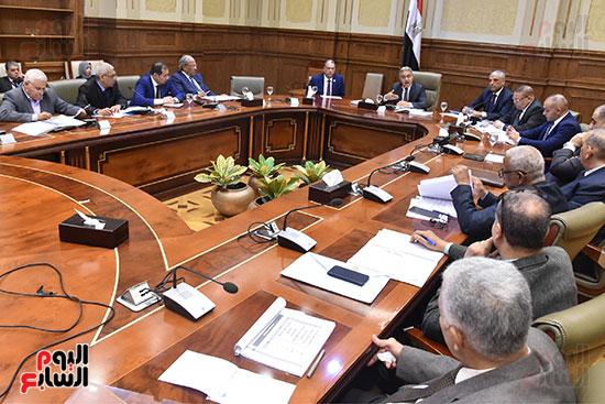 لجنة الإدارة المحلية برئاسة النائب أحمد السجينى (7)