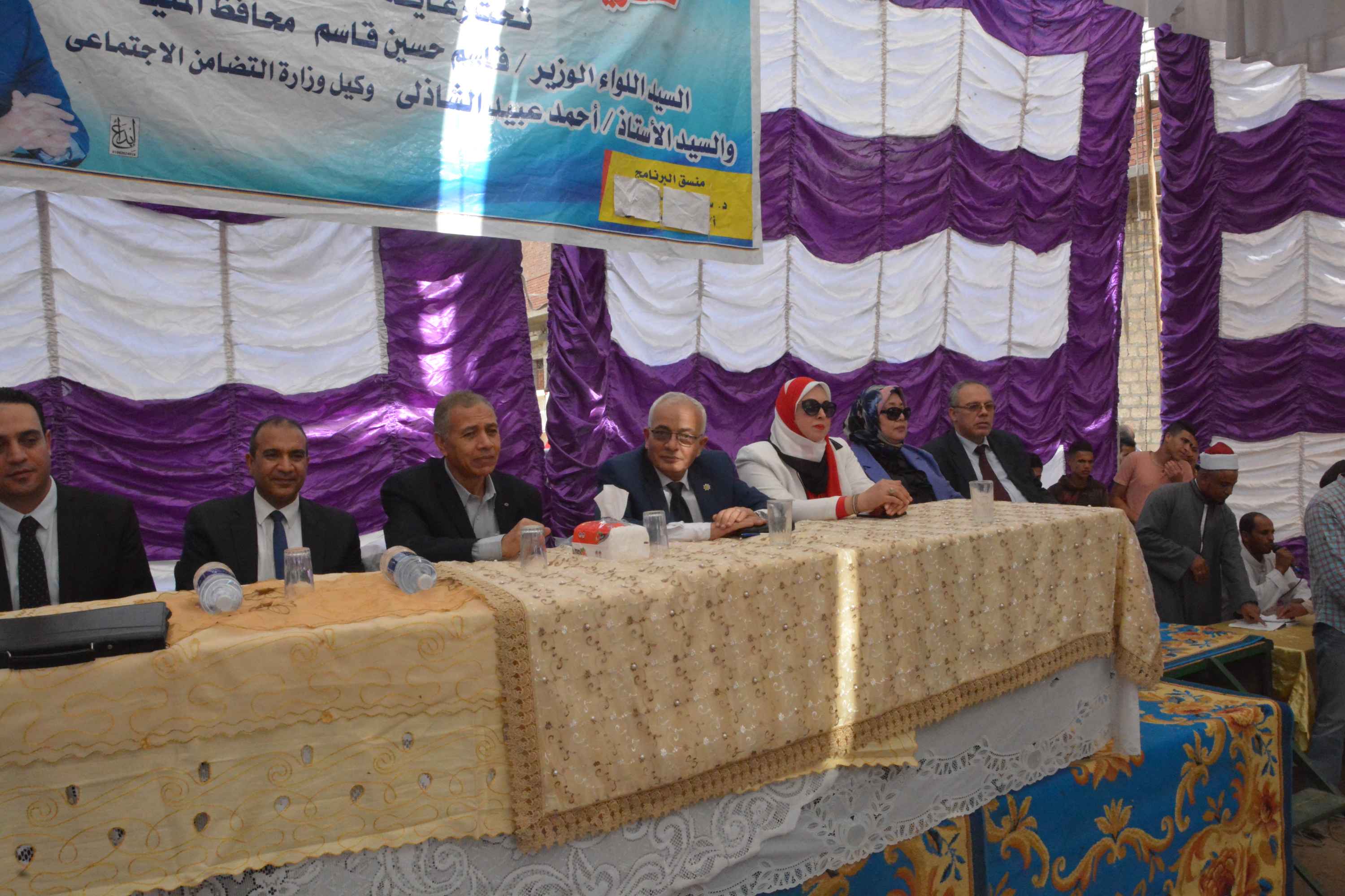 لجنة تعزيز المواطنة تتابع الأنشطة والفعاليات بنزلة النخل فى المنيا (6)