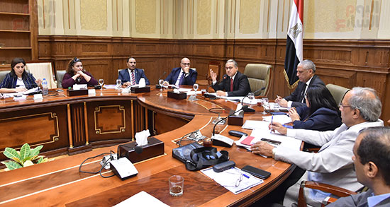 جتماع لجنة الإدارة المحلية برئاسة النائب أحمد السجينى (8)
