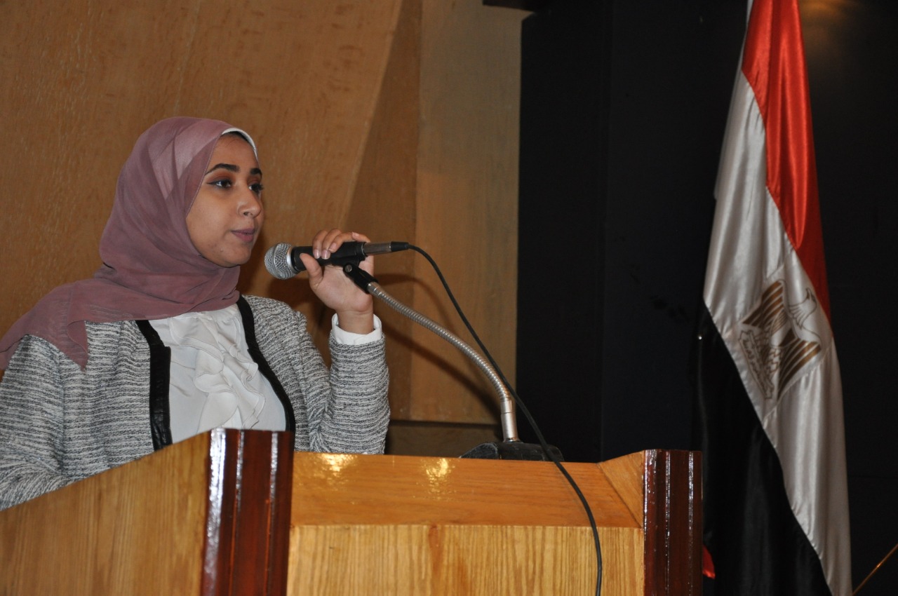 الطالبة نرمين وائل رئيس اتحاد الطلاب بجامعة حلوان