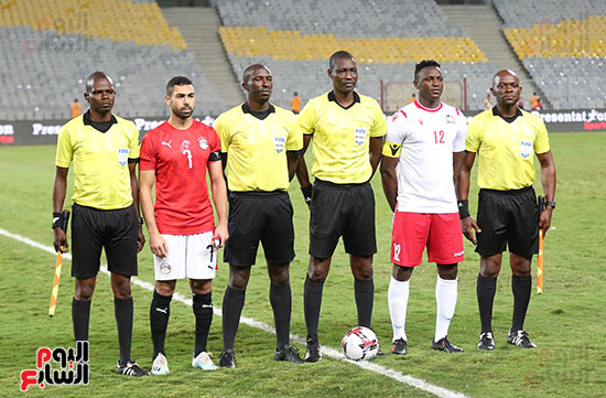 قبل بداية مباراة مصر وكينيا
