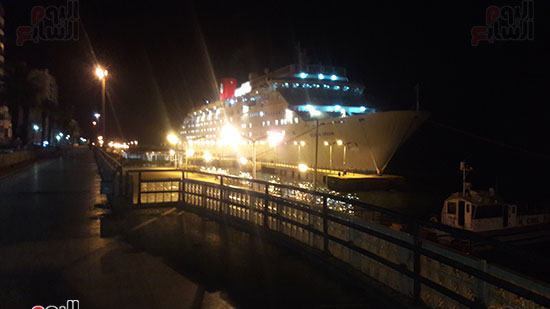 ميناء بورسعيد يستقبل السفينة السياحية ocean Dream (3)