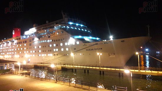 ميناء بورسعيد يستقبل السفينة السياحية ocean Dream (1)