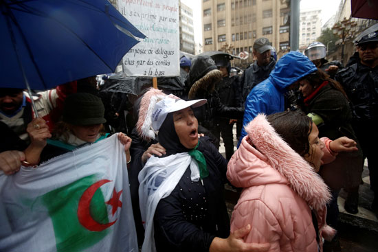 متظاهرات بالجزائر