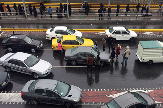 احتجاجات لغلاء أسعار الوقود فى طهران