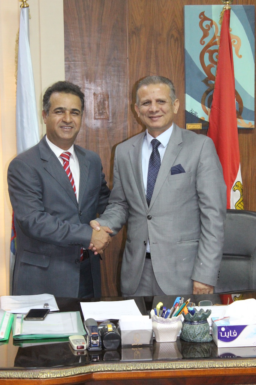 نائب الملحق الثقافي الليبي يزور جامعة طنطا (2)