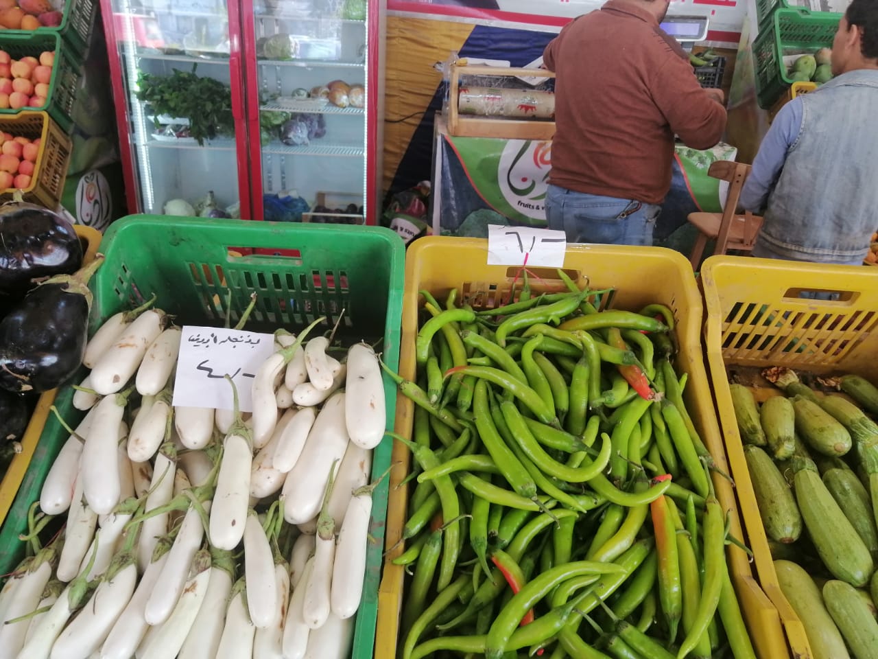 أسعار الخضر والفواكهة فى الأسواق (6)