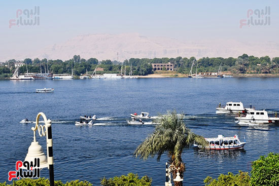 20-جانب-من-العروض-المائية-في-نهر-النيل