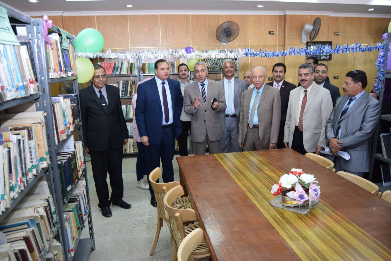 افتتاح المكتبة العامة ووحدة ضمانالجودة بكلية آثار سوهاج  (1)