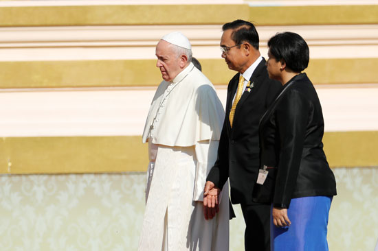 رئيس-وزراء-تايلاند-يستقبل-بابا-الفاتيكان