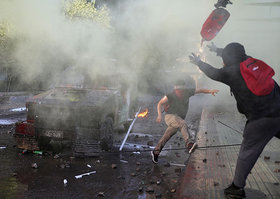 تواصل الاحتجاجات واعمال العنف فى تشيلى