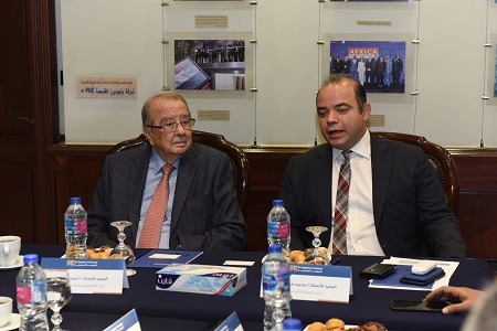 رئيس البورصة محمد فريد وحمدى الطباع رئيس جمعية رجال الأعمال الأردنيين