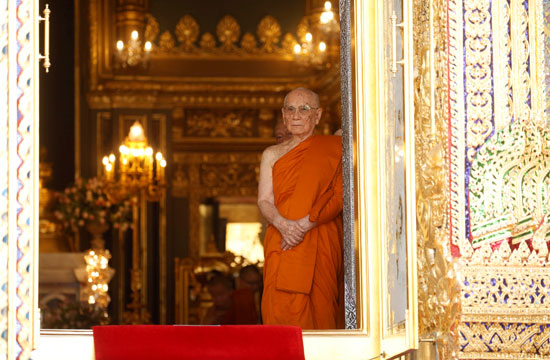 البطريرك-البوذى-ينتظر-وصول-البابا-فرنسيس