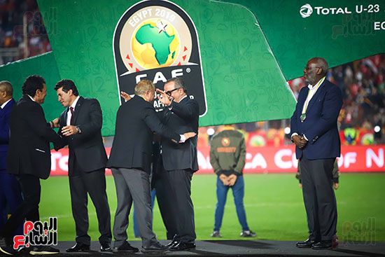 لحظة رفع المنتخب الأولمبى كأس بطولة أمم أفريقيا 2019  (26)