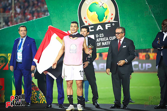 لحظة رفع المنتخب الأولمبى كأس بطولة أمم أفريقيا 2019  (11)