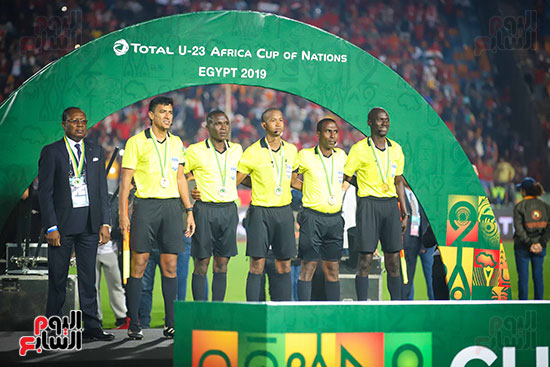 لحظة رفع المنتخب الأولمبى كأس بطولة أمم أفريقيا 2019  (22)