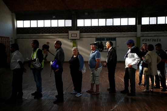طوابير خلال عملية التصويت