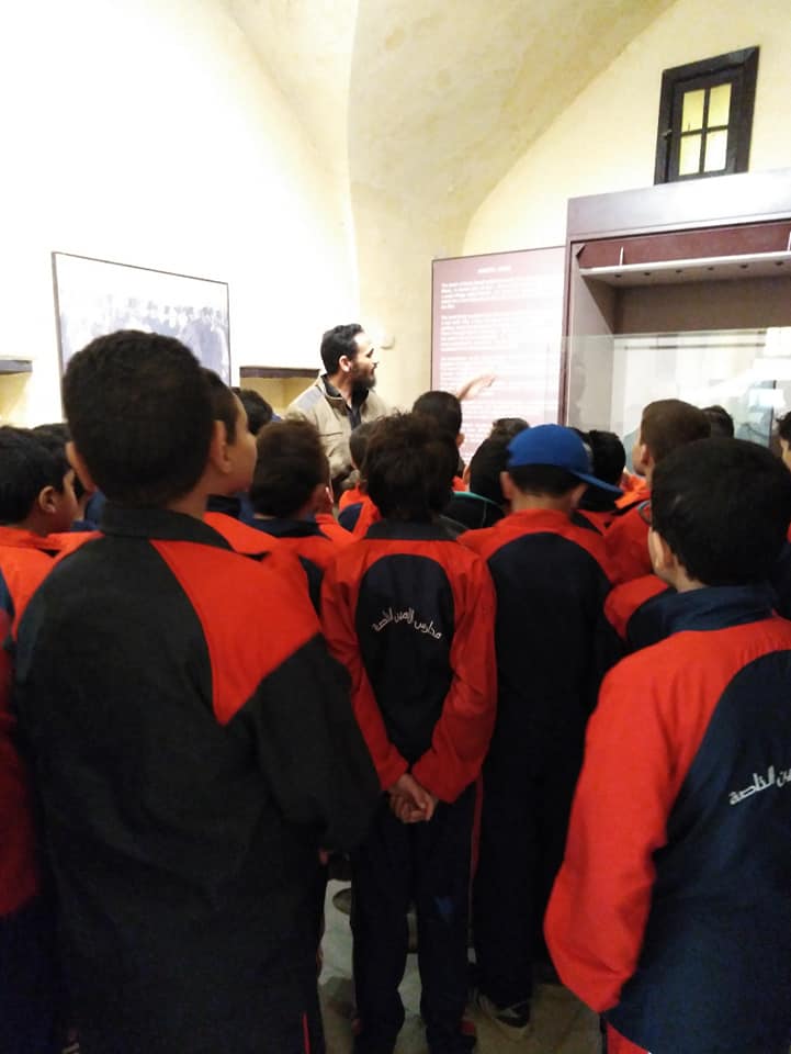 خلال زياارة طلاب المدارس لمتحف رشيد القومى (12)