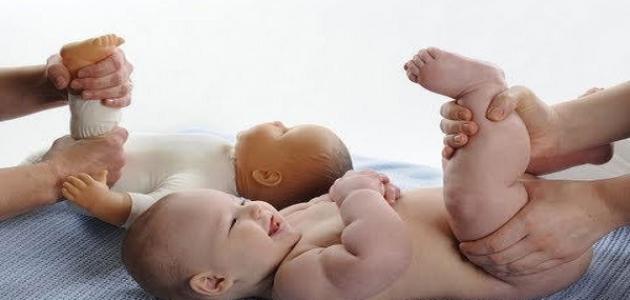 علاج الغازات عند الرضيع