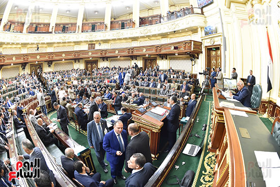 جلسة البرلمان لنظر ترشح محافظ البنك المركزى (1)