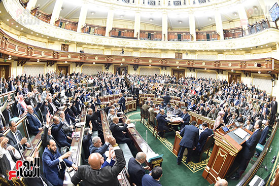 البرلمان يناقش ترشح محافظ البنك المركزى (2)
