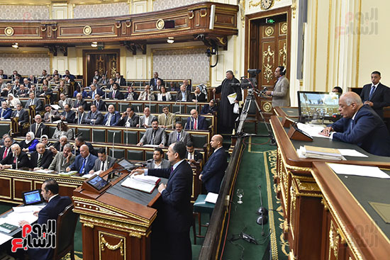 البرلمان يناقش ترشح محافظ البنك المركزى