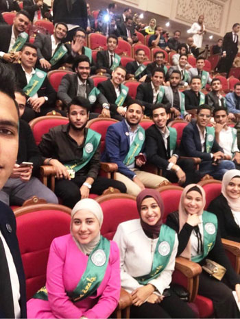 طلاب جامعة مصر للعلوم والتكنولوجيا   (2)